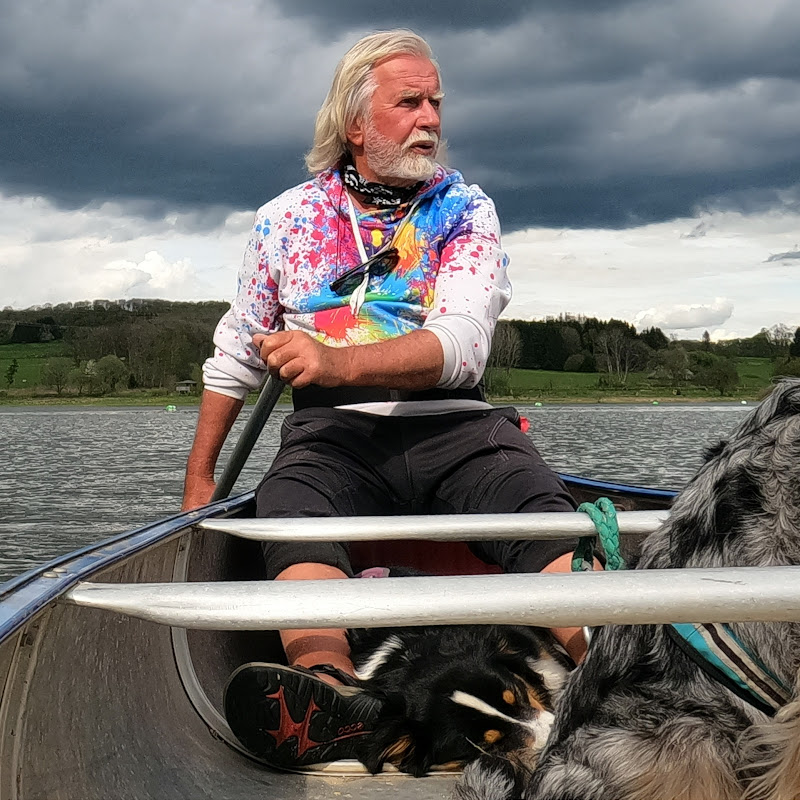 kanukassel-TV: Hau rein, ALTER!  Auch gegen NAZIS!