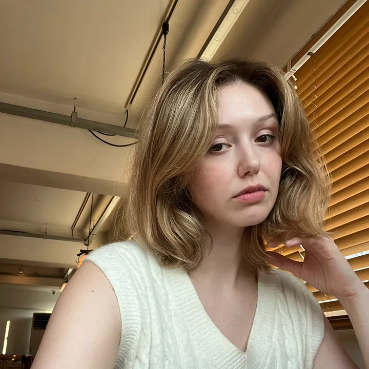 *Sara*