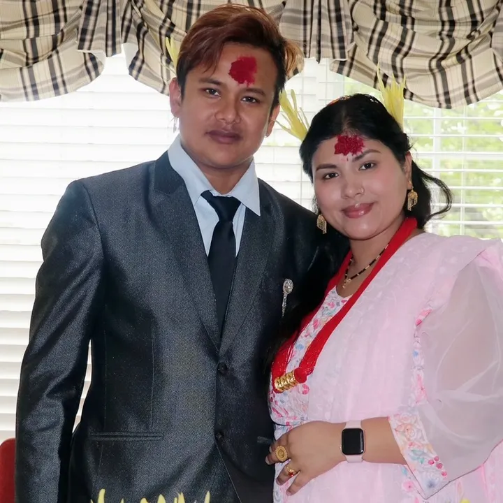 mom of triplets💗🩵💗