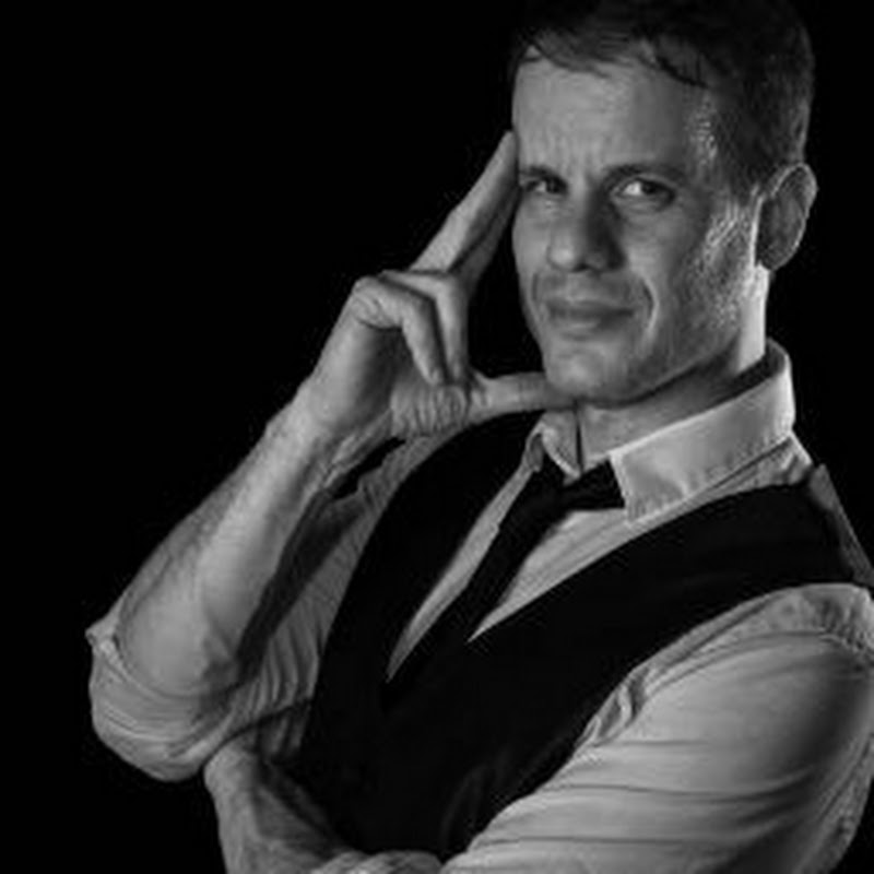 Gustavo Raley (Mago Raley)