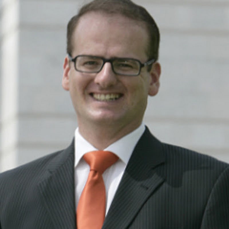 GÉRARD AL-FIL*TRAVEL*BIZ*AI_WEB3 (no ad)