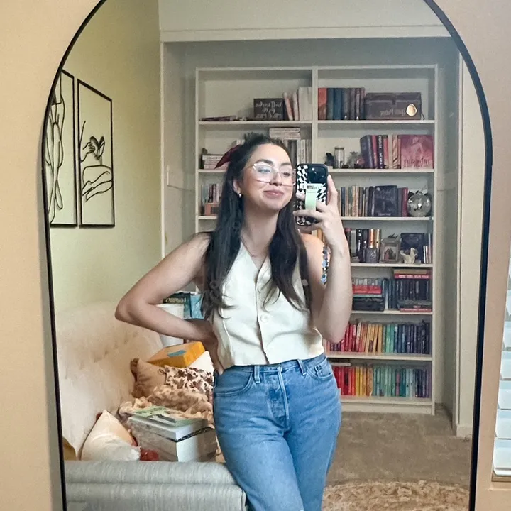 Monica Isabel 📚