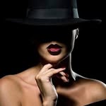 La Mujer En La Sombra