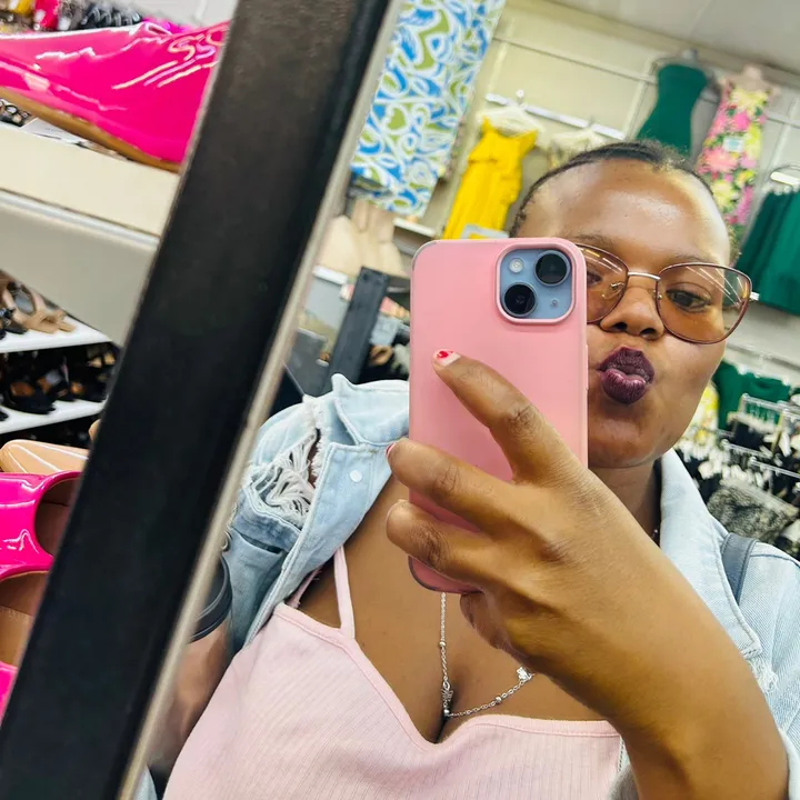 Mels🧚‍♀️