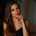 Maryna Aksenov  Piano Player  Composer