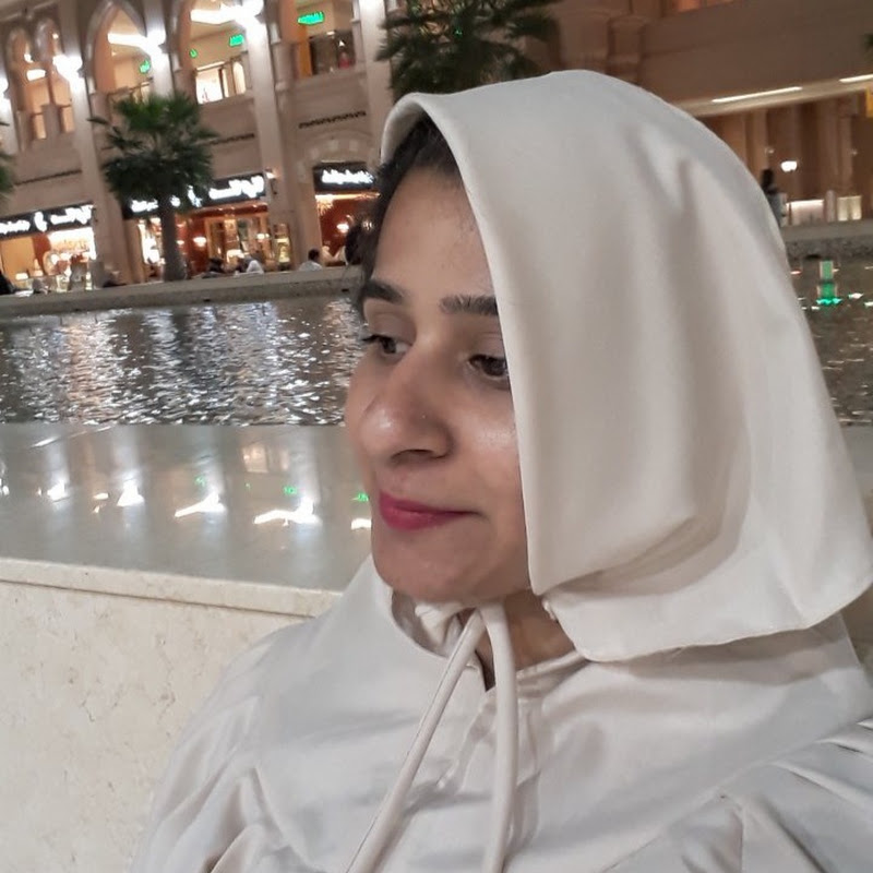 Zaiqa with Zainab