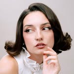 SZITAI ESZTER