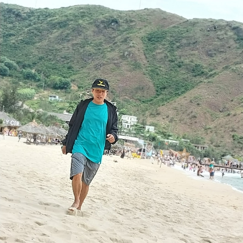 Phi Nguyên (Thomas)