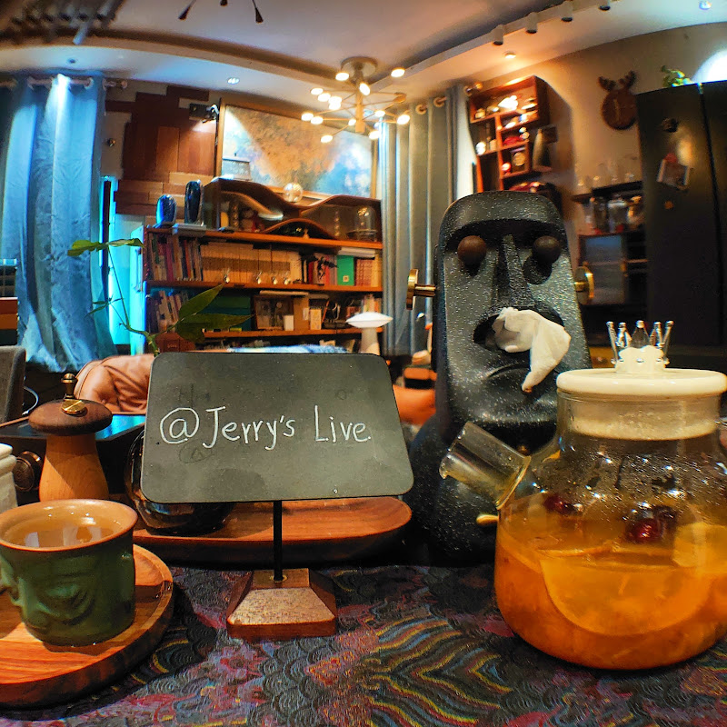 Jerry's live