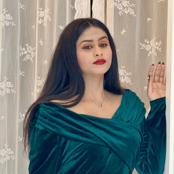 Uroosa in Korea💜🇰🇷👸🏻🇵🇰