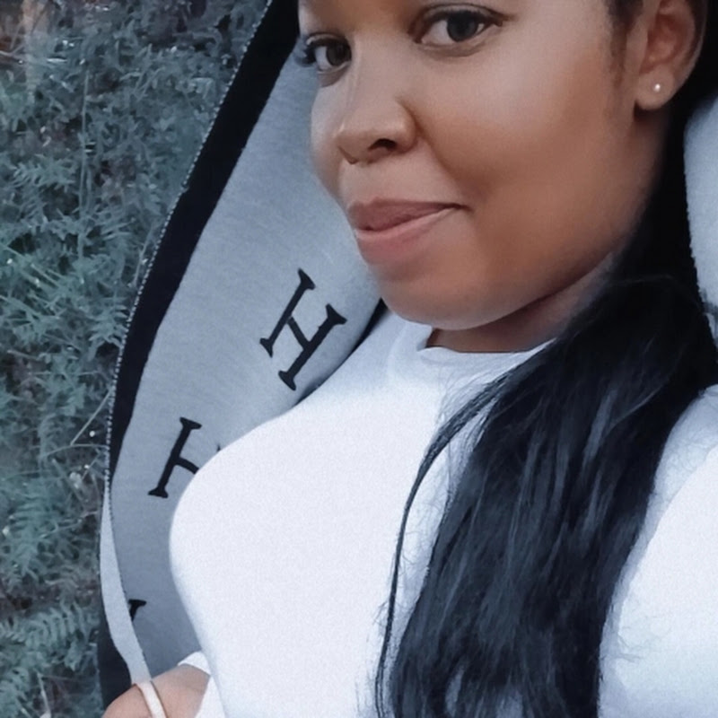 Zukiswa Mokhosi 