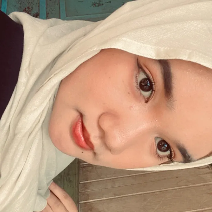 Silvia damaiyani🐽