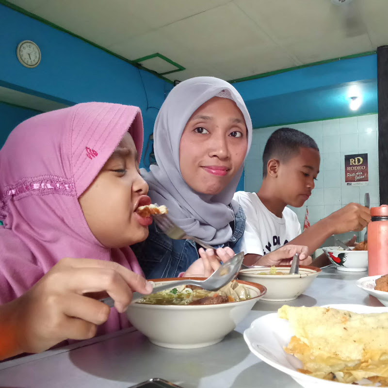 Elly Agustina26