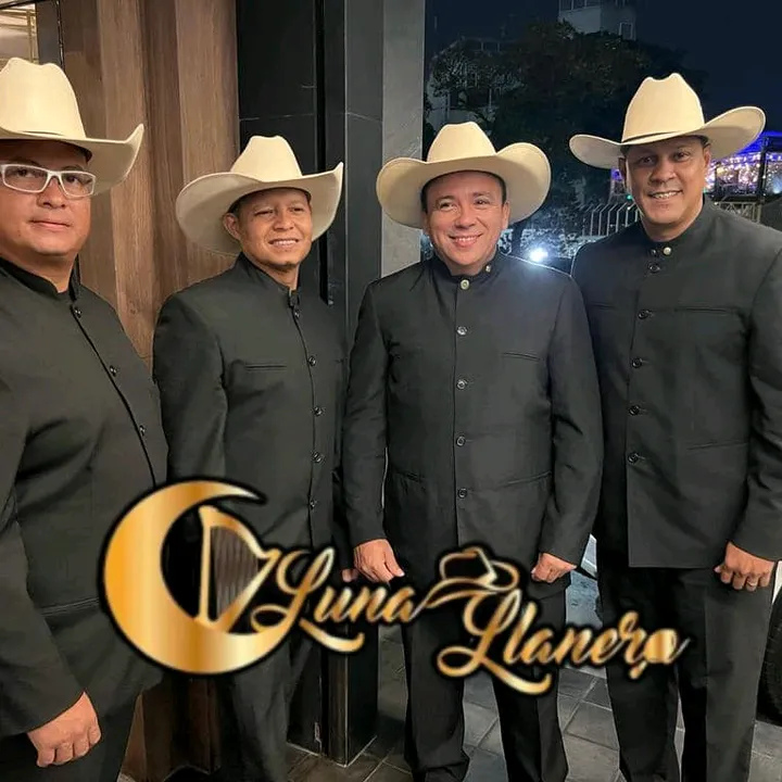 agrupación lunallanera