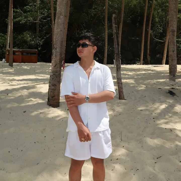 Jhenard De Jesus