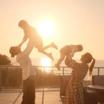 Claudia Ferreira • FAMILY LIFE & TRAVEL