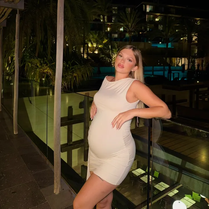 alina | boy mom ☁️