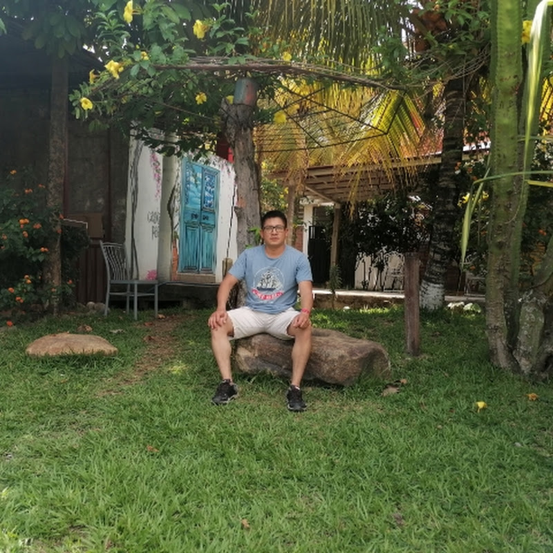 Carlos Escobedo 