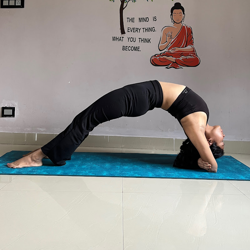 Yoga_withkalpana