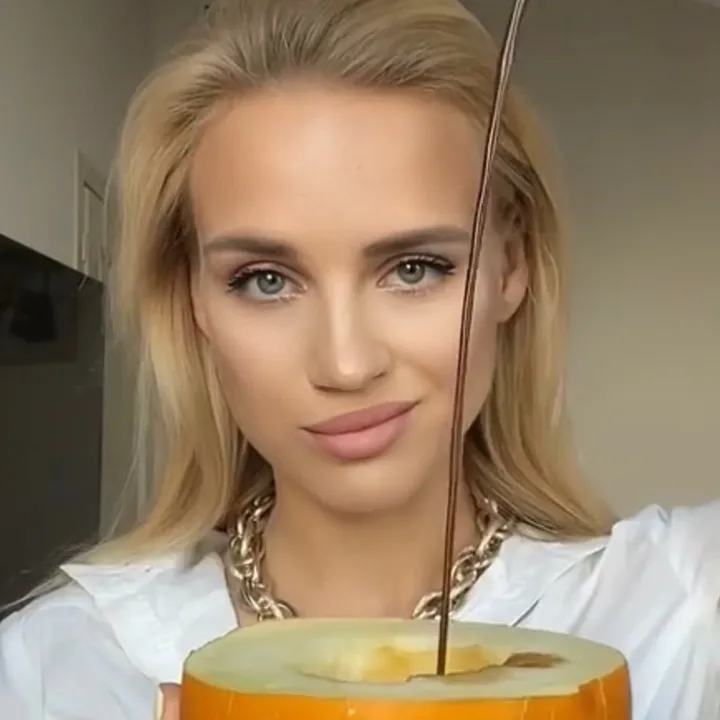 Dina_Kalanta