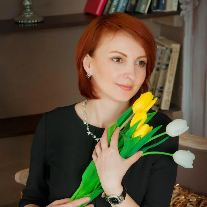 Anastasia Home Decor