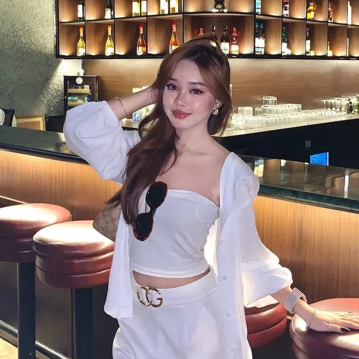 Re 💋