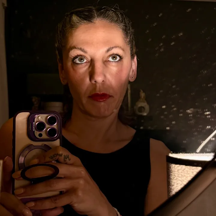 𝓖𝓸𝓸𝓰𝓵𝓲𝓸𝓾