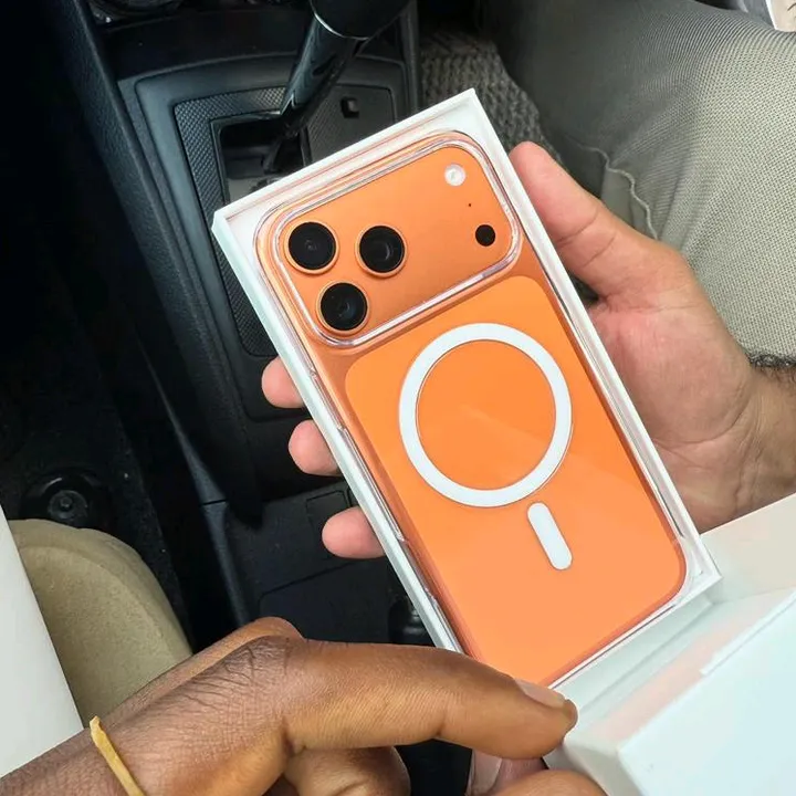 OwenPhonesUg🇺🇬