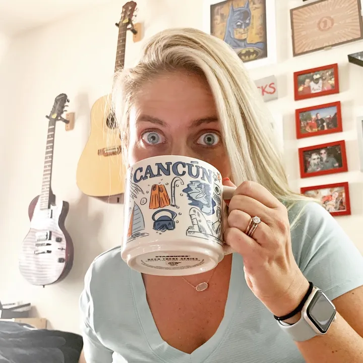 Travel with Samantha S