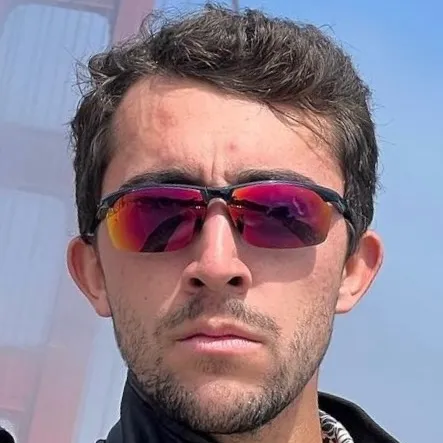 Tyler Oliveira
