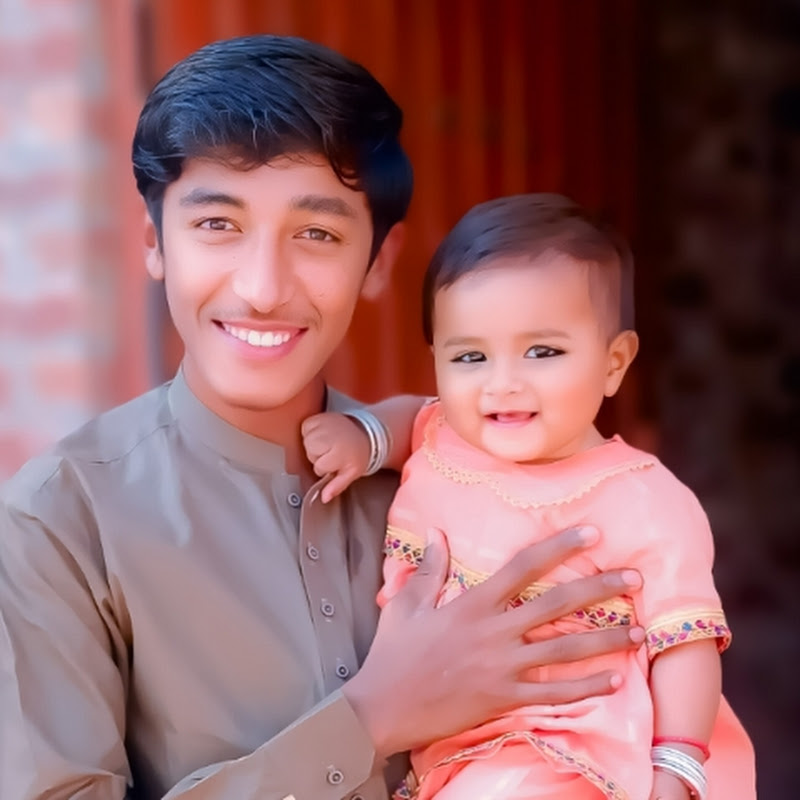 Awais khandan 