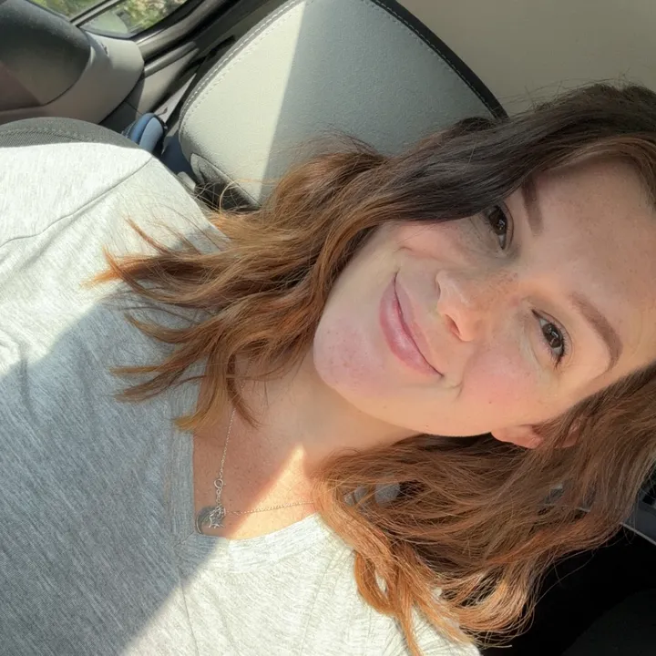 Lindsey | Mama to 2 🩷💙