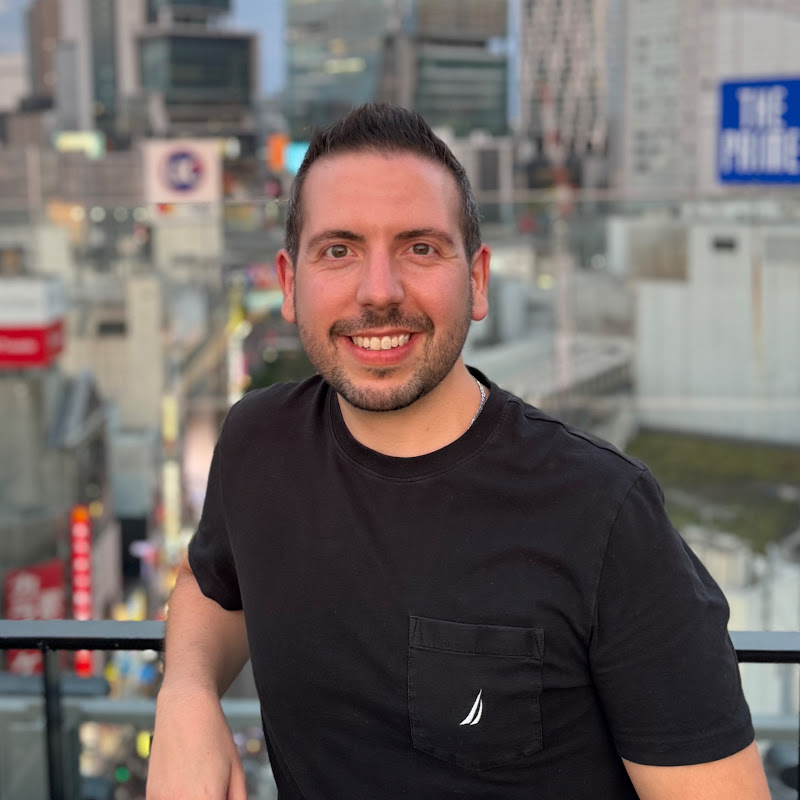 Adrian The Cruise and Travel Guy