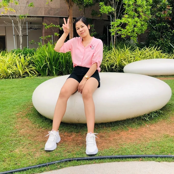 🇲🇲Lin Lin Khaing🇸🇬