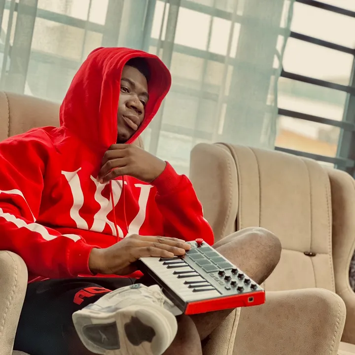 Maxy Michael 🇦🇪 🇳🇬