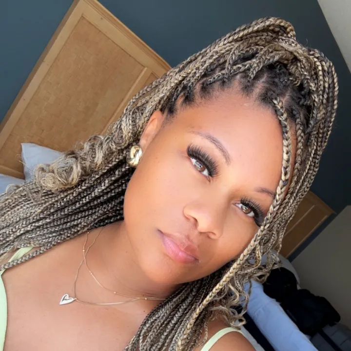Shauntia J 🤍✨