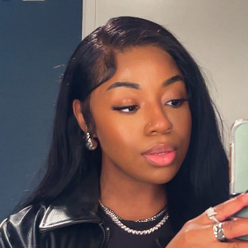 MaKayla Moxie | The Look Plug