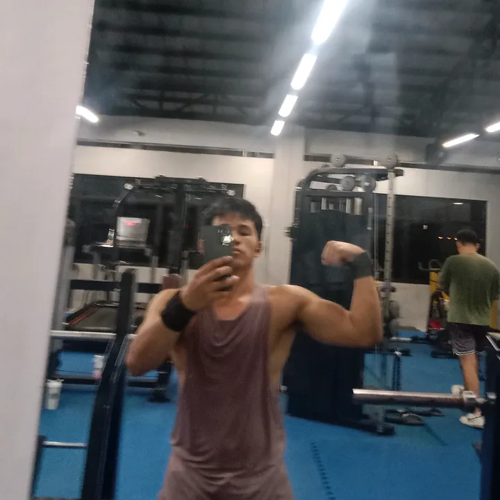 Mark Jade Maloloy-on