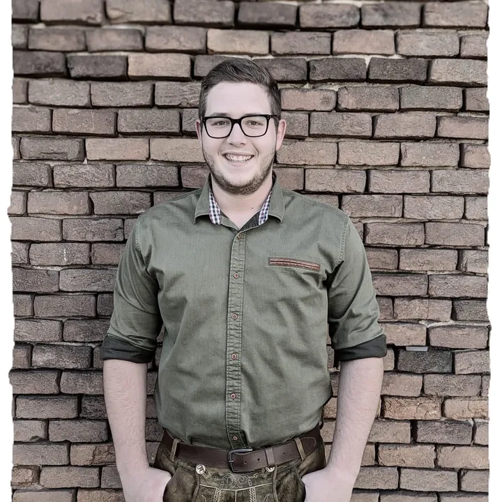 Lukas Lesslhumer