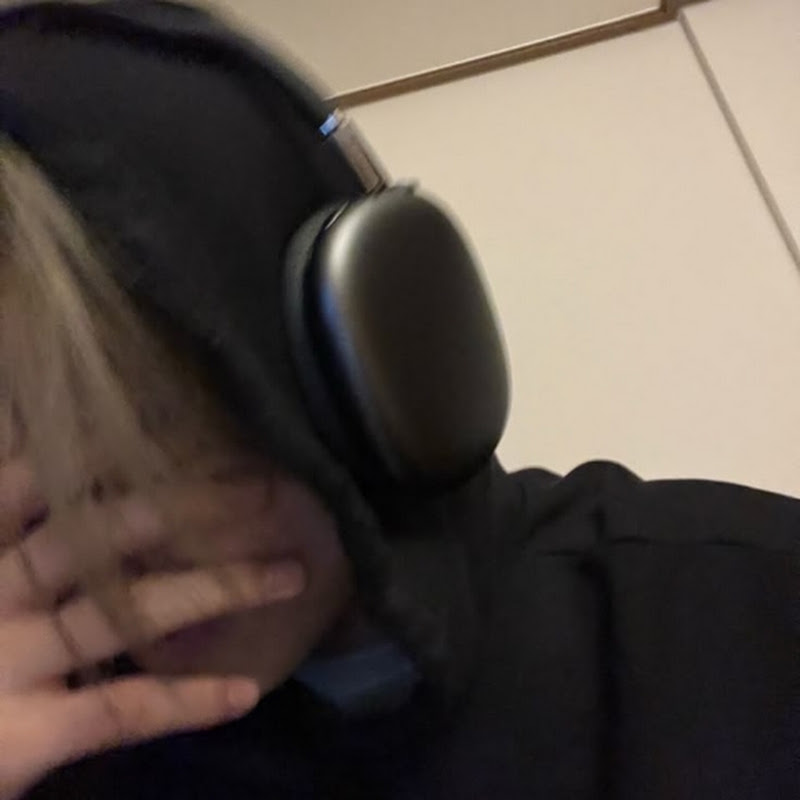 ywniie