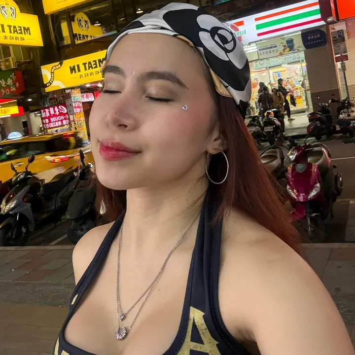 Louise | Khalewsi 🐘