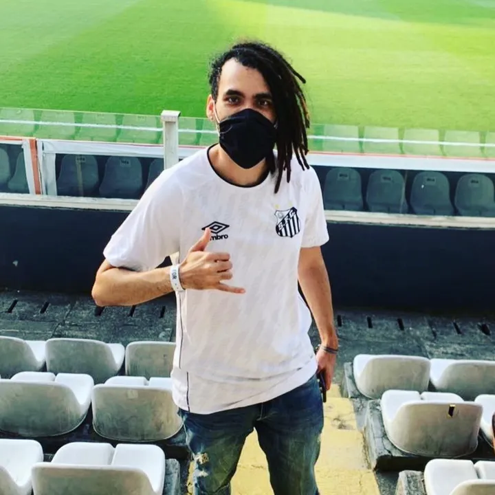 UmJovemVelho