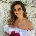 C o n n i e  A c h u r r a