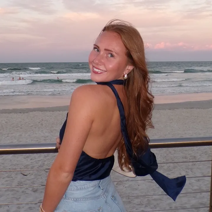 MAKAYLA LINT