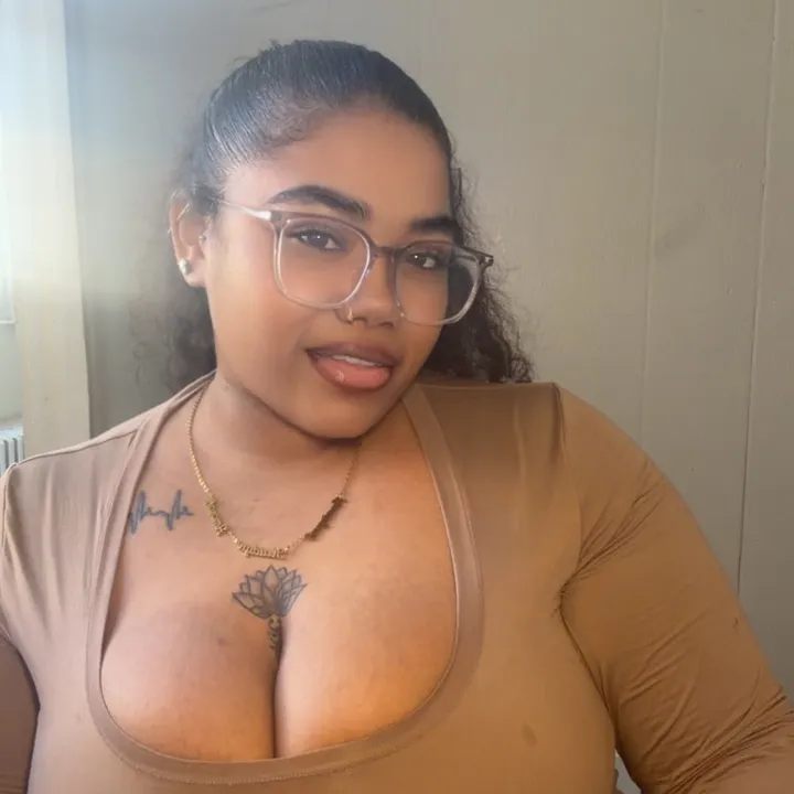 Nina Knight