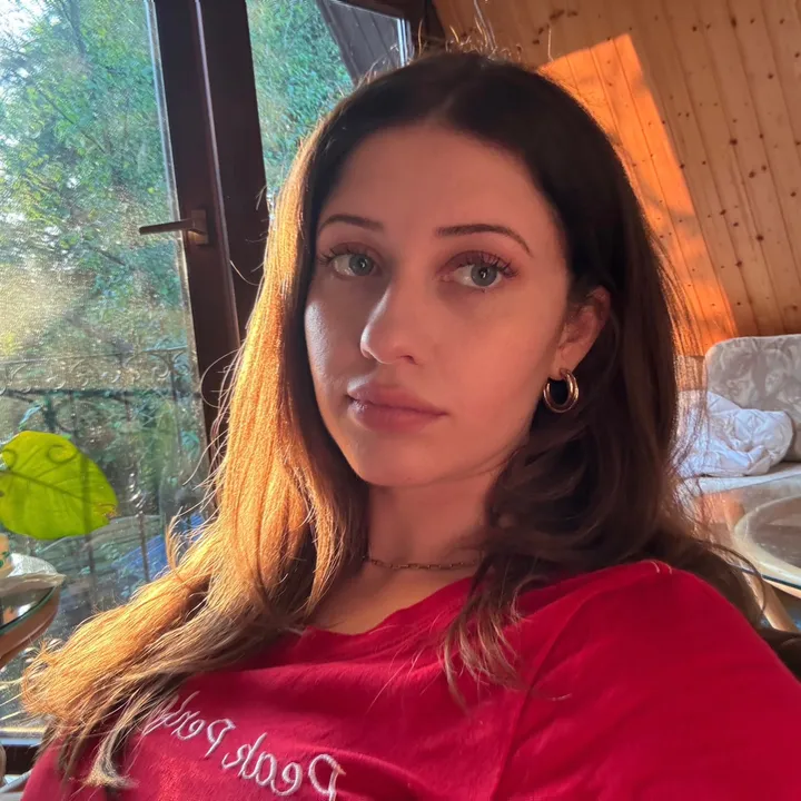 anna selina