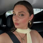 FAYE CALUWÉ | fashion & travel creator