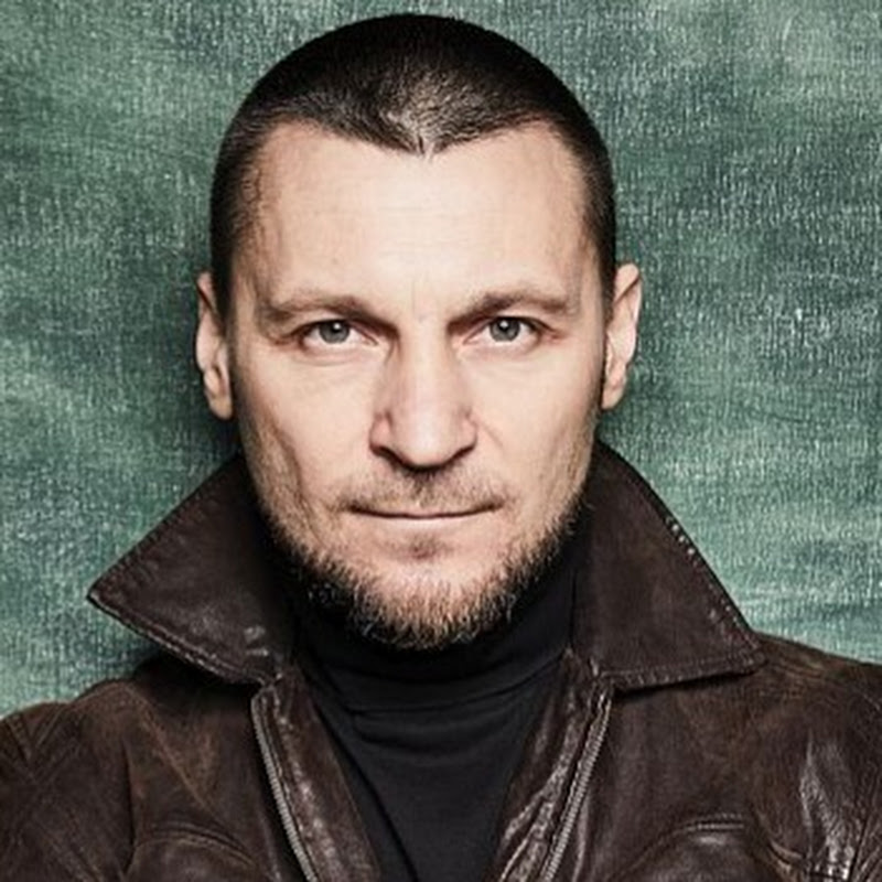 Aleksander Sowa | Autor powieści kryminalnych 