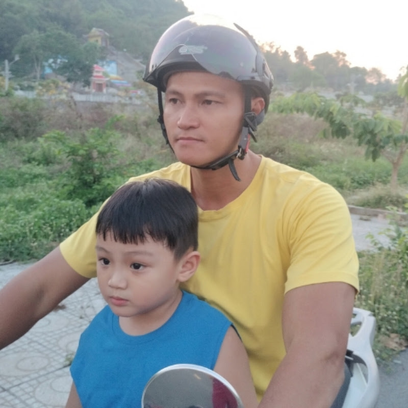 Hoàng Gia Kids