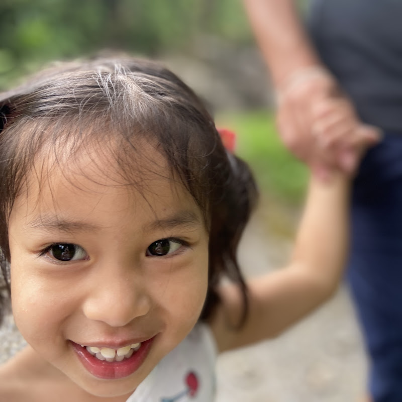 Little Moodeang น้องหมูแดง